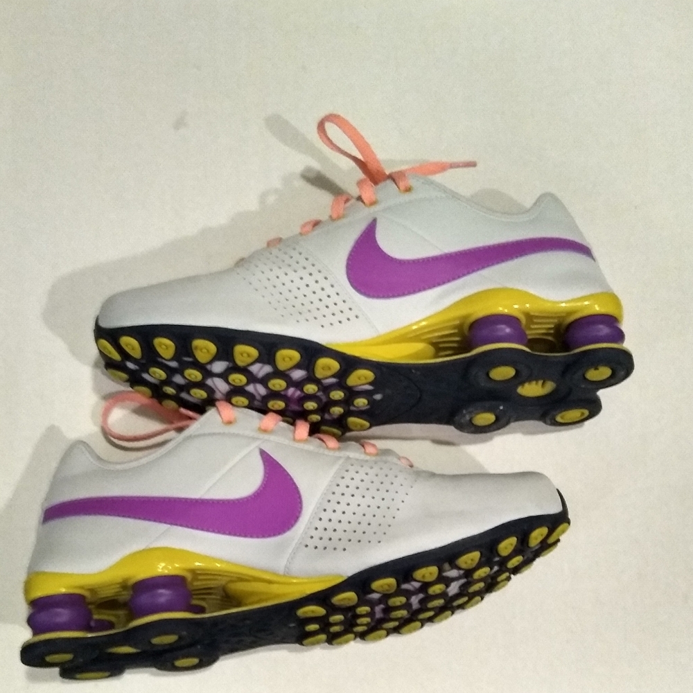 Nike shox